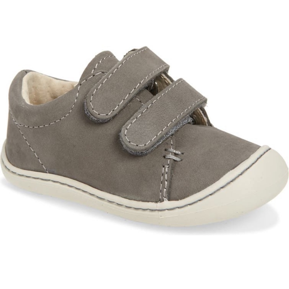 Footmates Henry baby sneaker size 3.5 m/w. NWT. In box,  medium & wide insoles.